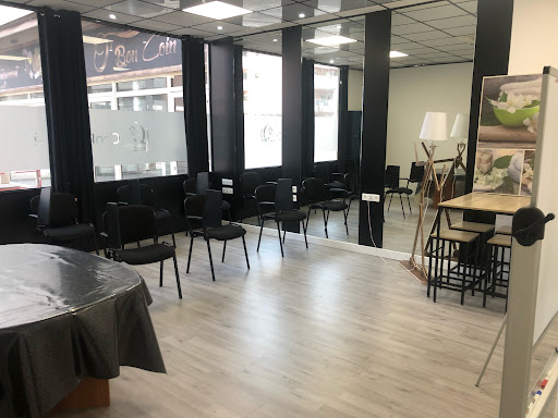 Apport Temps - Votre partenaire de confiance pour les aides à domicile agréés par l'Etat. Intervenant qualifiés